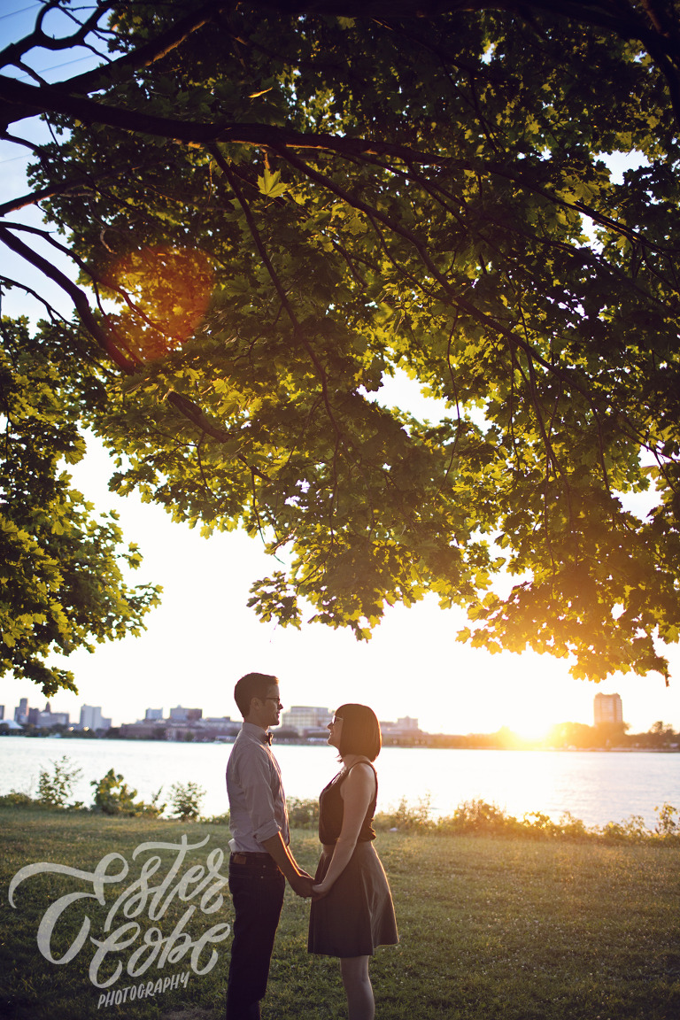 VinnyMel-ES-WebReadyFile-102