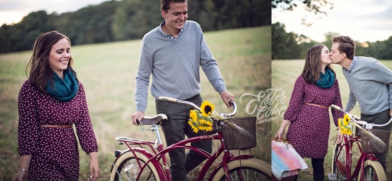 Fall Engagement Inspiration picnic with bike