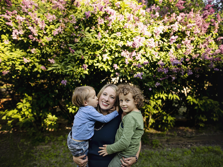 June Mini, Lilac Mini Session, Michigan Professional Photographer, Ann Arbor and Metro Detroit