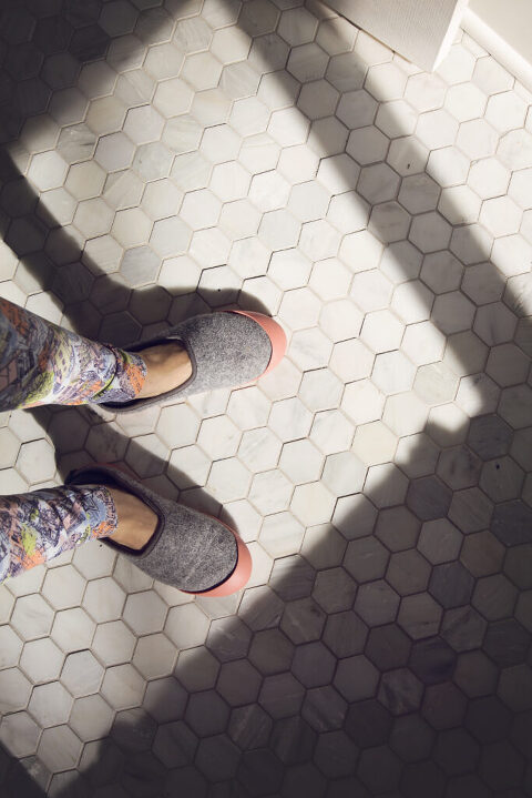 Document your life, Photography Challenge, Lifestyle photography, tips on photographing your children, shadows to frame photography