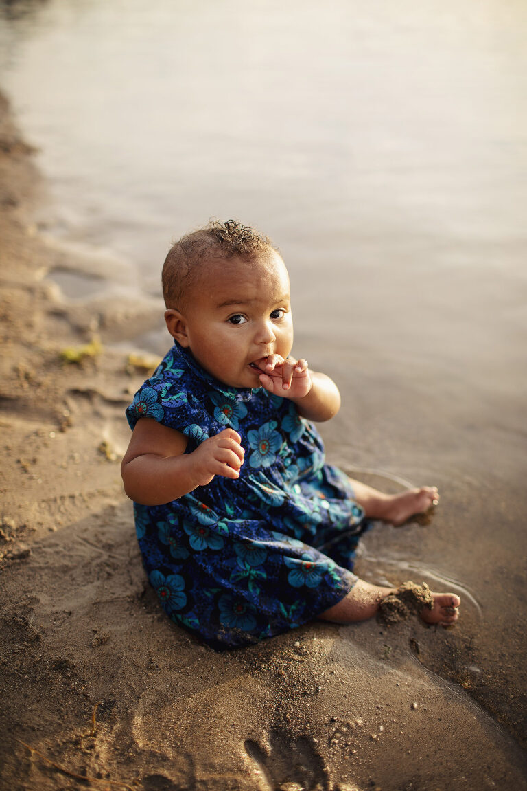 Michigan Family Photographer, Family Photos, Lifestyle Photography, Candid Portraits, Tips on Exposure, Photographing at home, Photography challenge, Learning how to best take photographs, How to take Portraits 